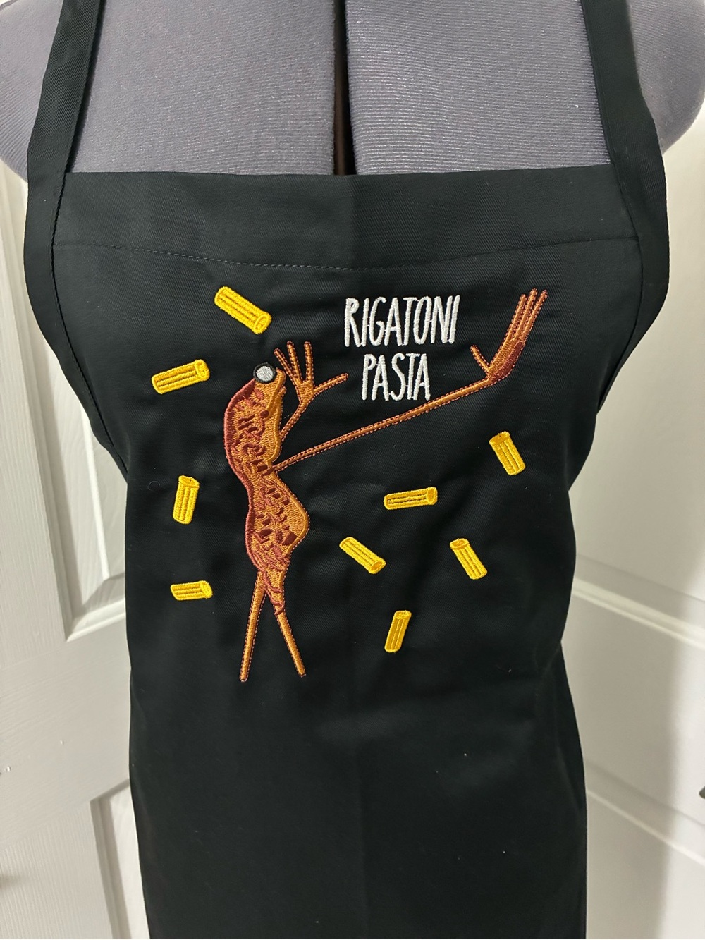 Marcus the Worm Rigatoni Pasta cooking apron